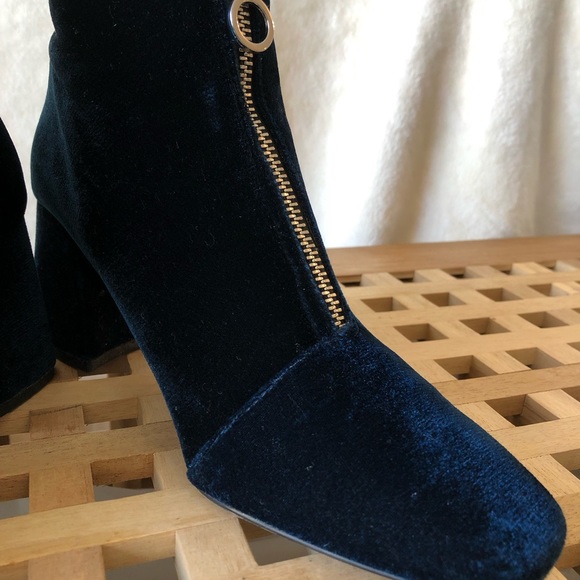 Dark blue velvet zipper booties - Picture 2 of 6